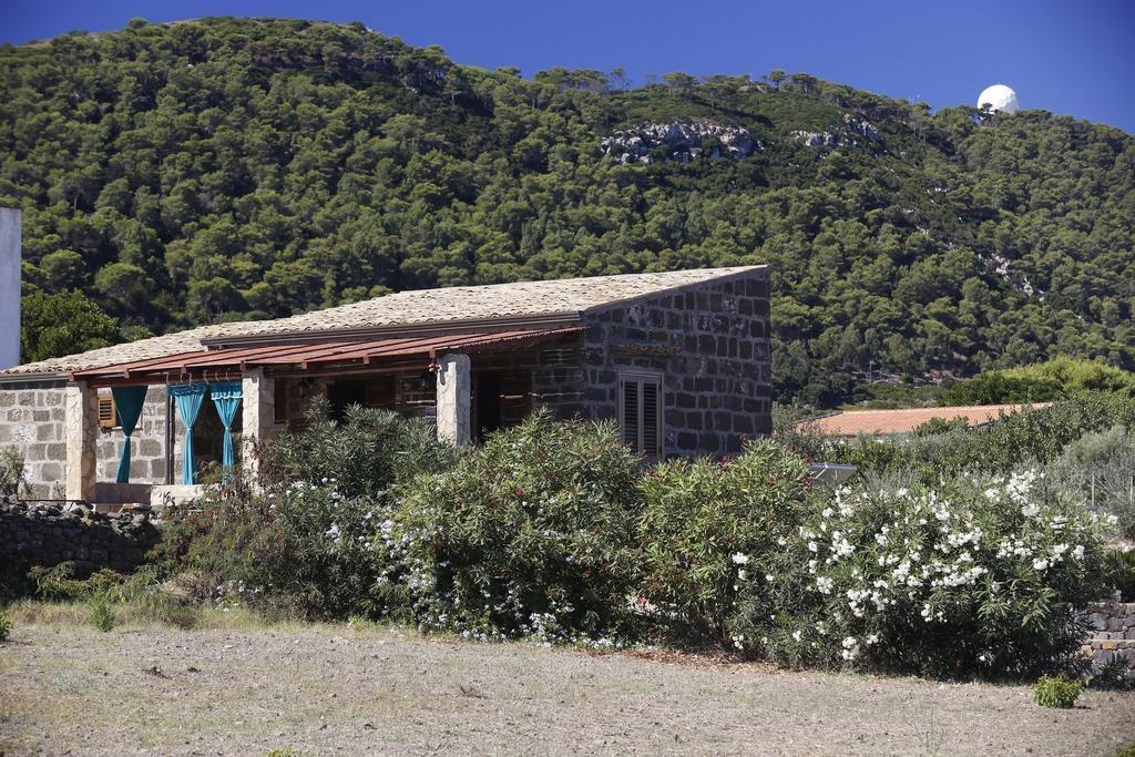 Case Vacanze La Cernia Bruna Isola di Ustica Exteriér fotografie